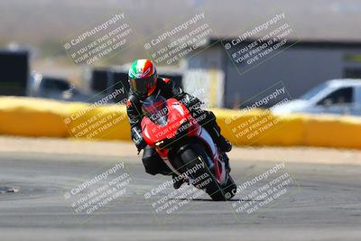 media/Mar-28-2022-Superbike Trackdays (Mon) [[b8603d0f67]]/Novice Group (1130am-12pm)/Turn 2/